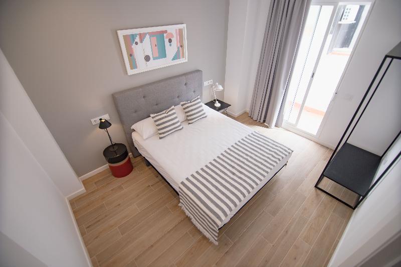 Apartamentos Libere Valencia Abastos Екстер'єр фото